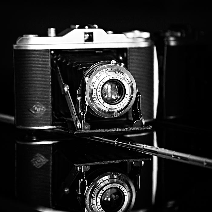 photograph of vintage camera agfa isolette